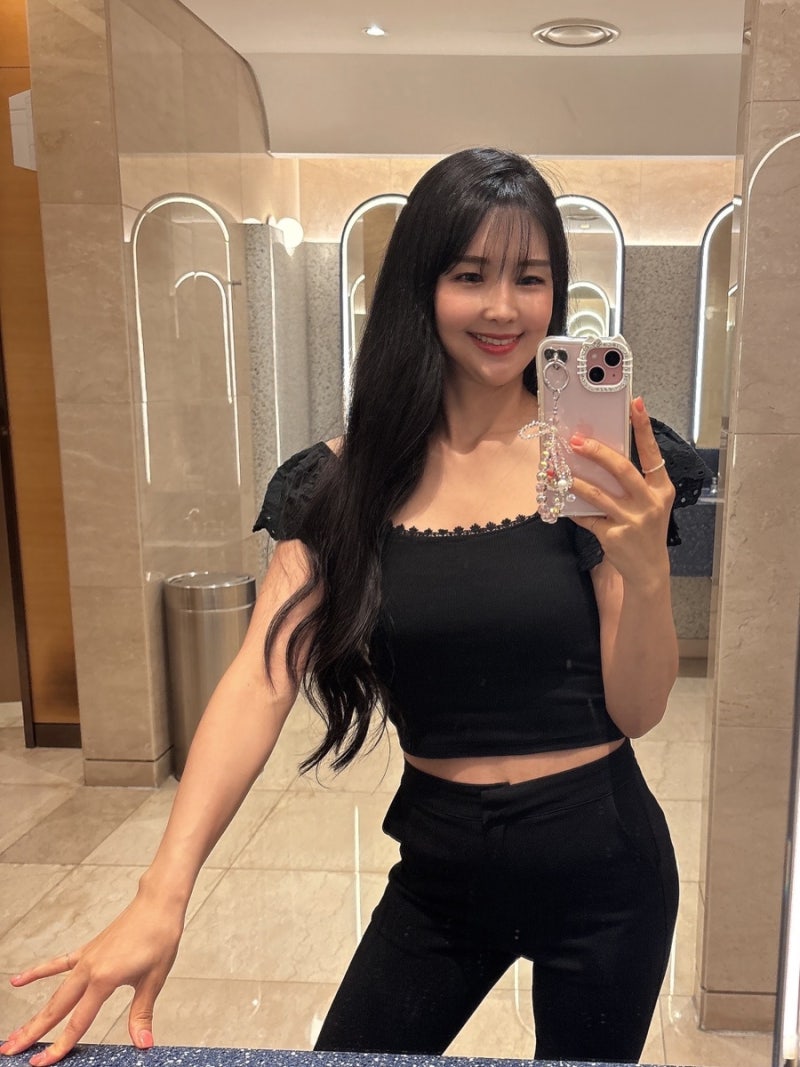 [fact.옷은 입어보고사자]써스데이아일랜드 메종키츠네 씨티브리즈 로아앤제이 듀엘 프로필....