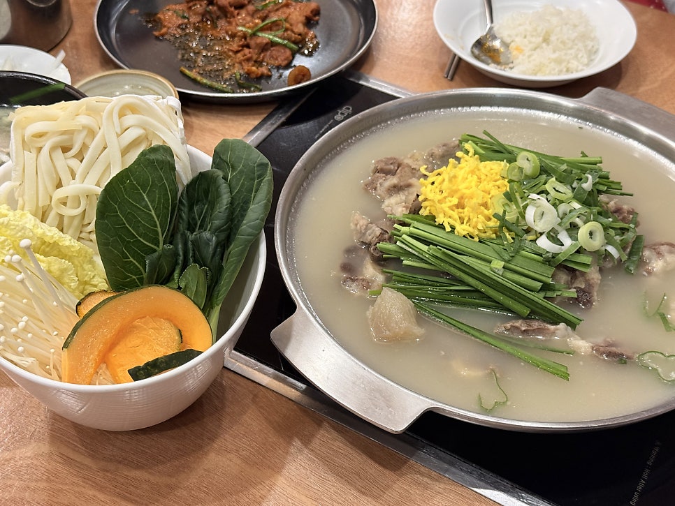 토종돼지볶음찌개 사진 2