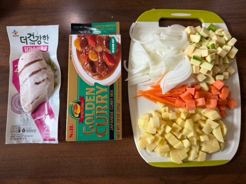 닭가슴살로 만드는 일본 고형 카레 레시피, 간단하지만 제대로 되는 한 그릇
