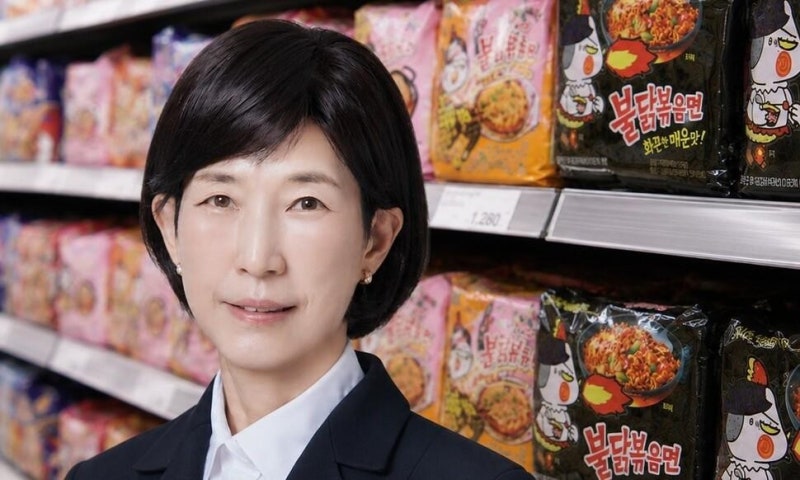 삼양식품을 세계로 보내다 김정수 회장의 불닭 신화