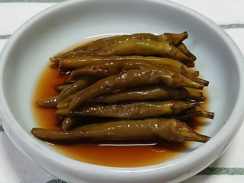 청양고추 장아찌 맛있게 만드는 법 매콤새콤 달콤한 고추 요리 간장 고추 장아찌 만들기 레....