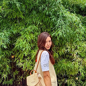 채정안이 착용한 여름 가방 브랜드 정보 드림!  듀베티카의 페르골라 여자 가방이야!