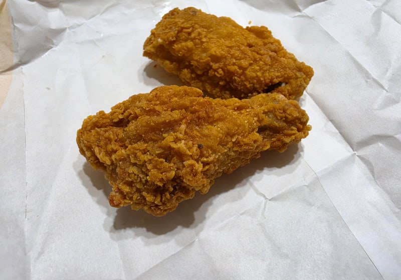 맥도날드 맥윙 맥너겟 가격 소스 종류 칼로리 2조각 8조각 4조각 세트 맵기 부위 원산지 정리....