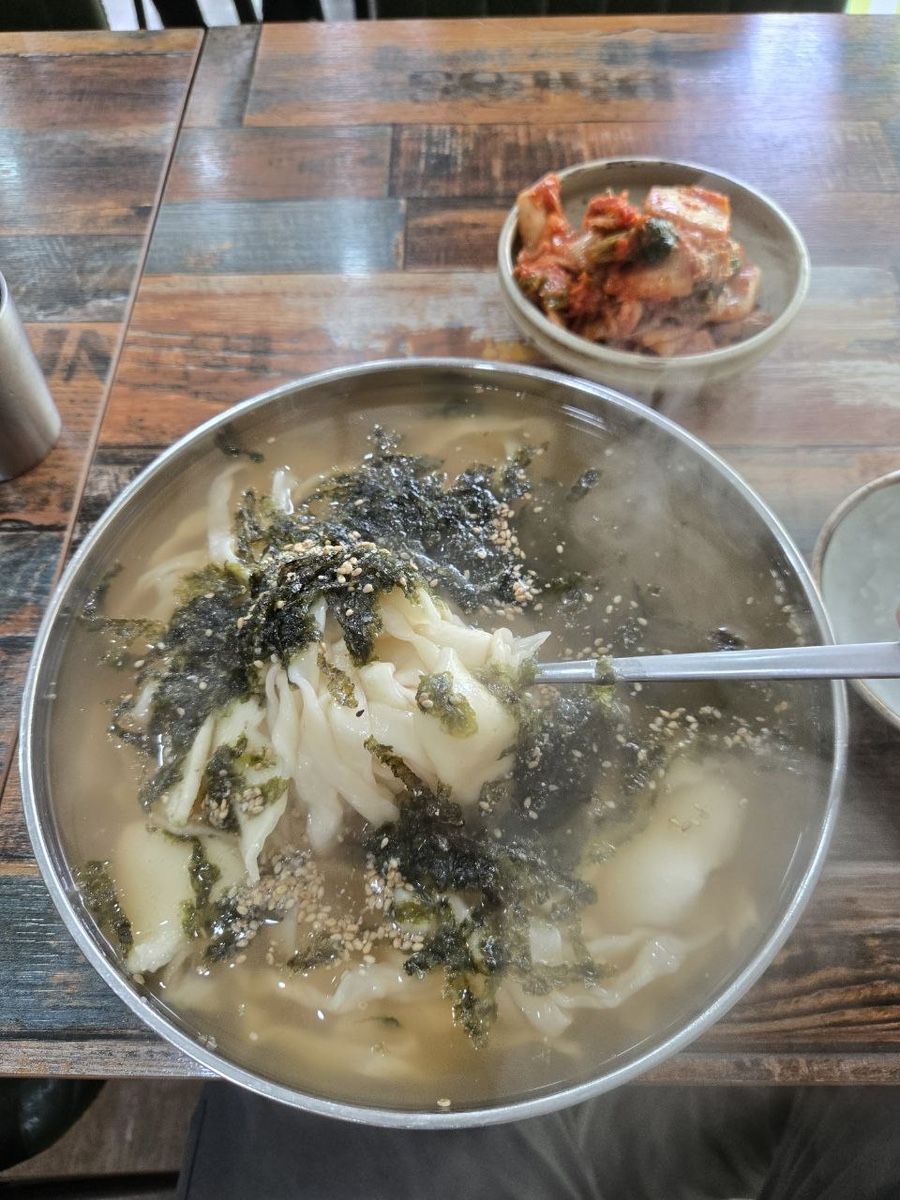 한밀손칼국수 사진 3
