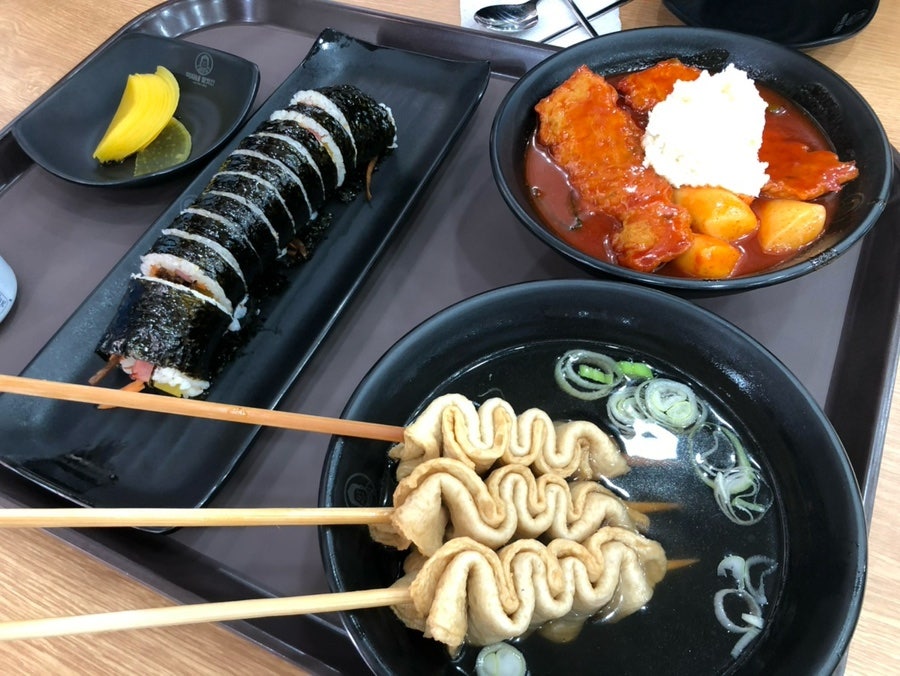 덕자네방앗간 강남본점 사진 1