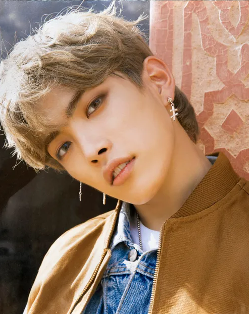 에이티즈(ATEEZ) 홍중 프로필 완벽 정리: 본명부터 나이, 키, 반전 고향과 학력까지!