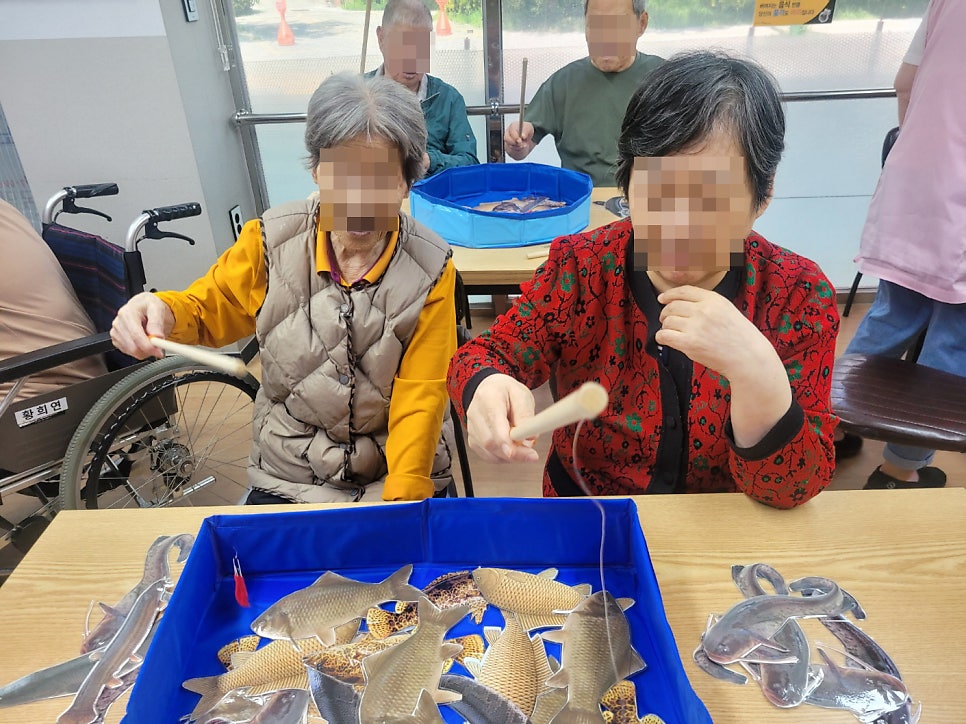 영재 사진 1