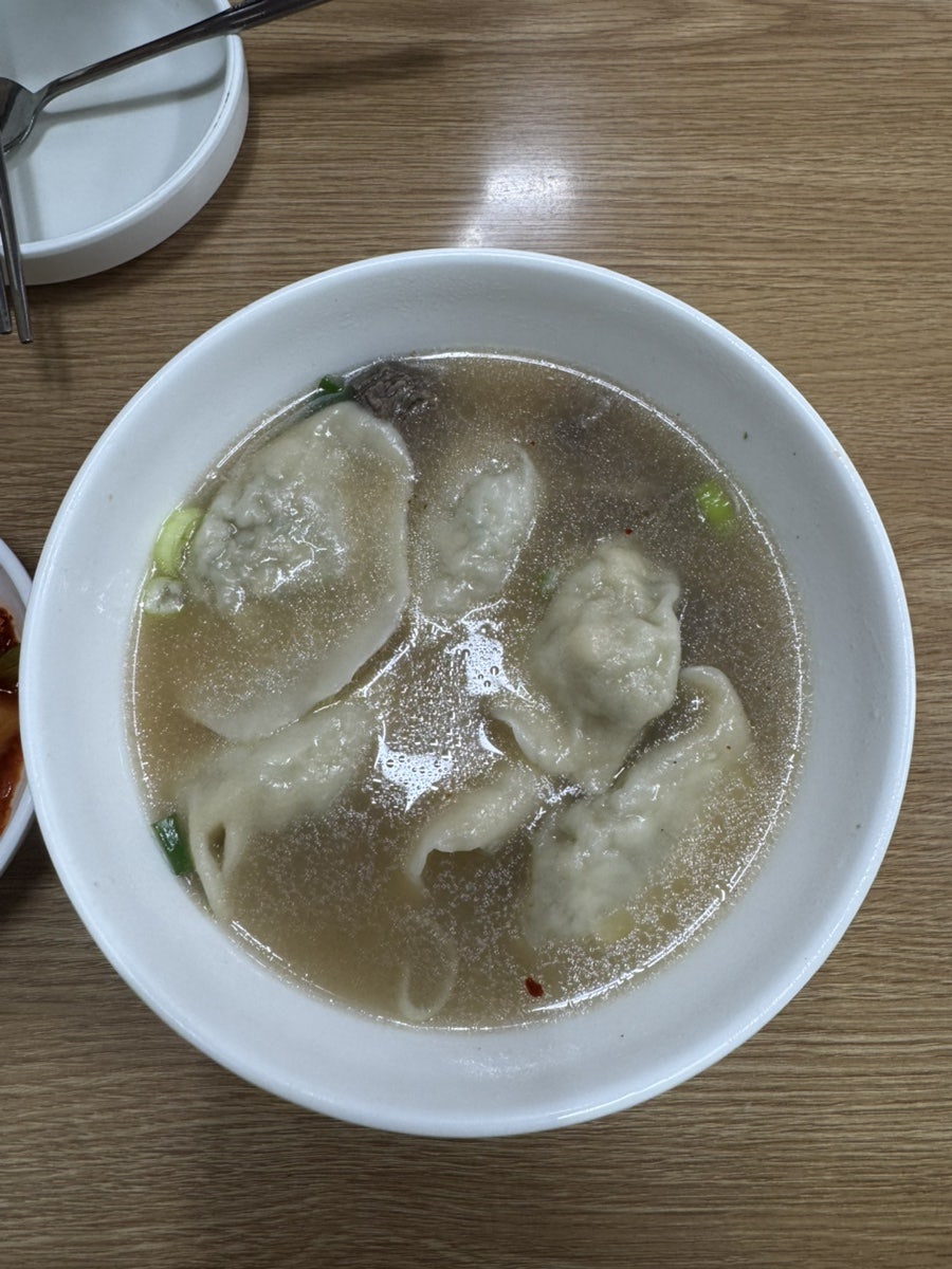 Pyeongyangmandujip photo 6