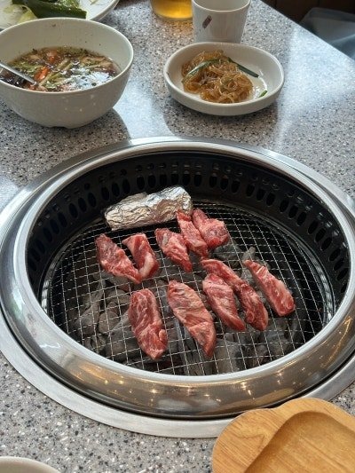 우리가족고기집한우정육식당 주안본점 사진 1