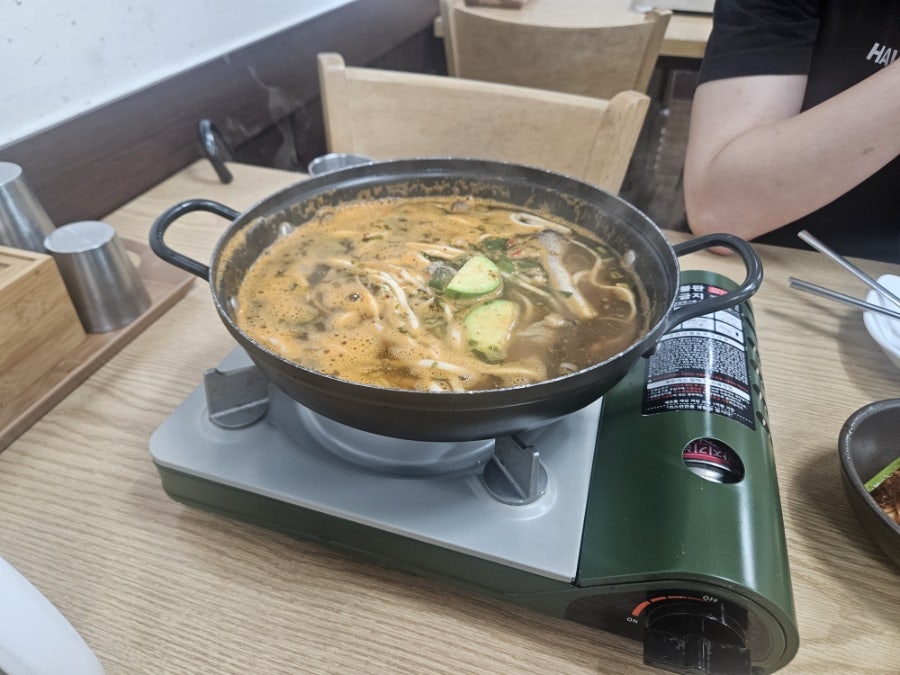 암돌 속풀이칼국수 사진 4