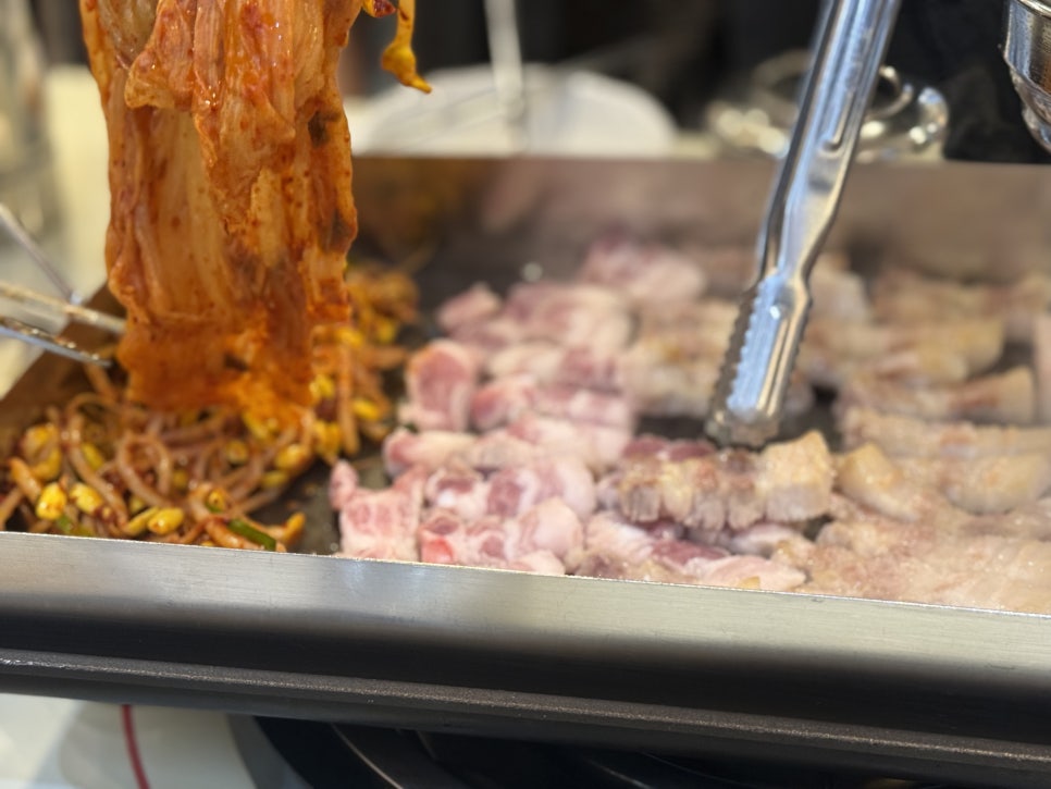 Bukchonmukeunjisamgyeopsal photo 6