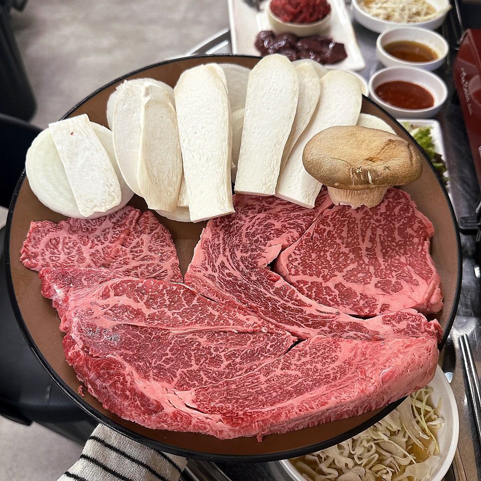 옥골한우정육식당 옥련점 사진 1