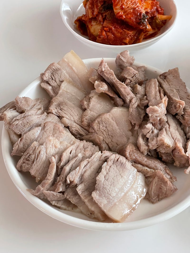 강레오 셰프의 레시피로 만든 수육찜과 월요일 일상