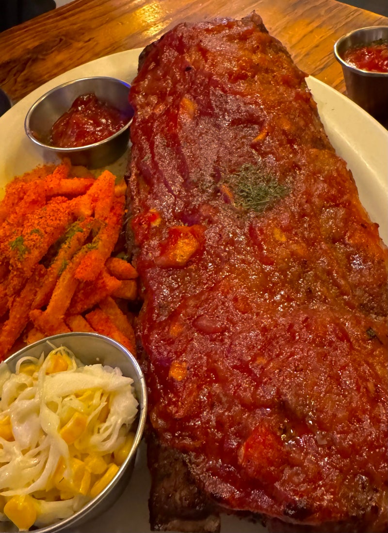 삼각지 맛집 추천| 버뮤다삼각지 폭립 플래터 솔직 후기