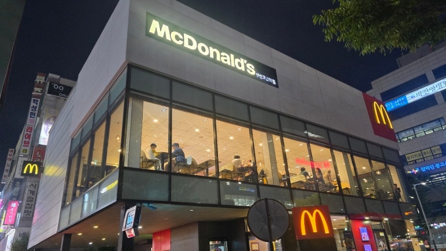 맥도날드 안산고잔DT점 사진 2