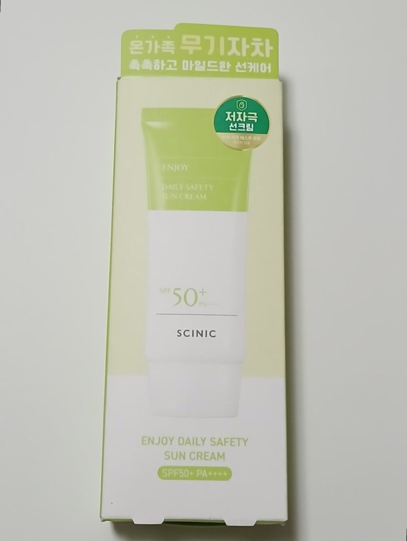 다이소 싸이닉 엔조이 데일리 세이프티 무기자차 선크림/ 쟁여템