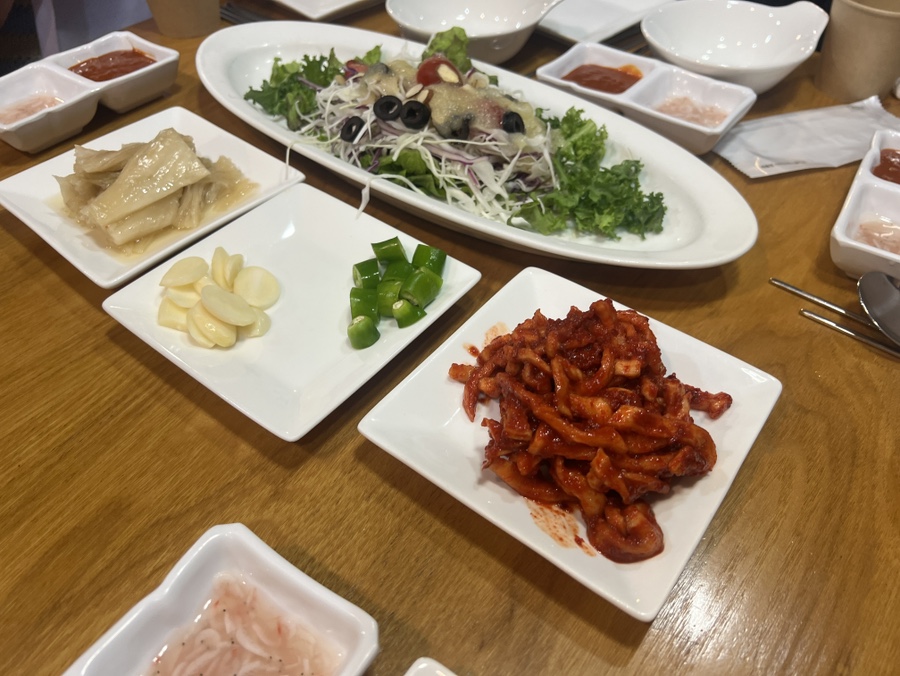 아저씨족발 사진 2