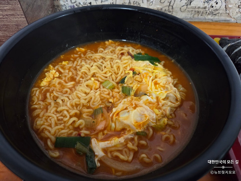 뚝배기라면 사진 6
