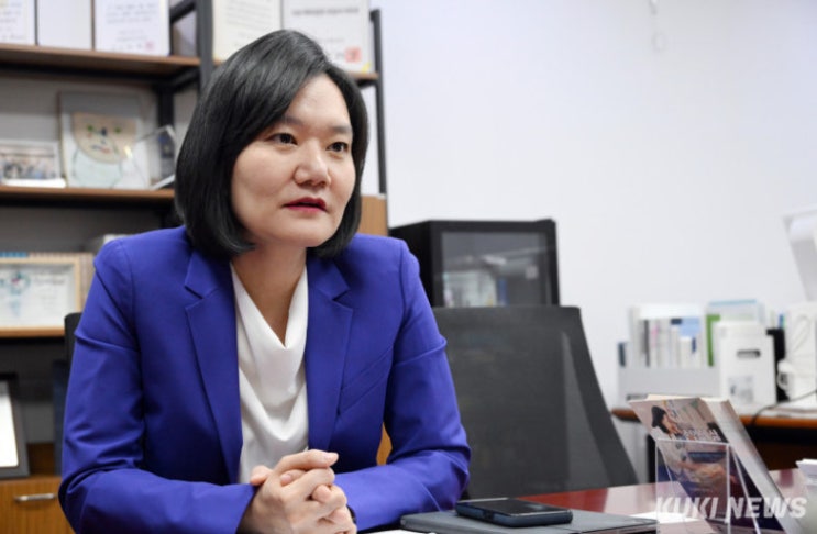 김남희·<b>김동아 국회 의원</b> 프로필 민주당 법사위 검찰 검사... 