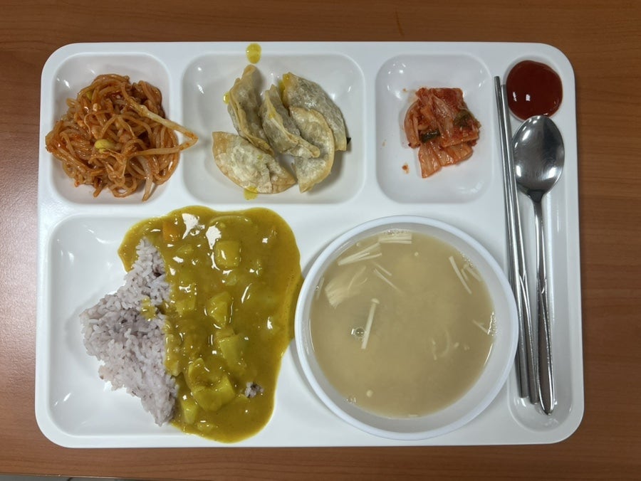 성남시구미도서관 구내식당 사진 6