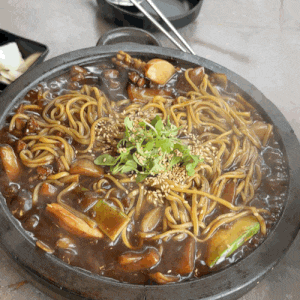 강원도 삼척 애견동반식당으로 추천하는 장수돌짜장 삼척점(메뉴/가격/애견동반)