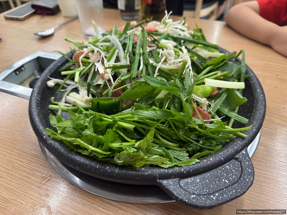 청록미나리식당 고척목동점 사진 6