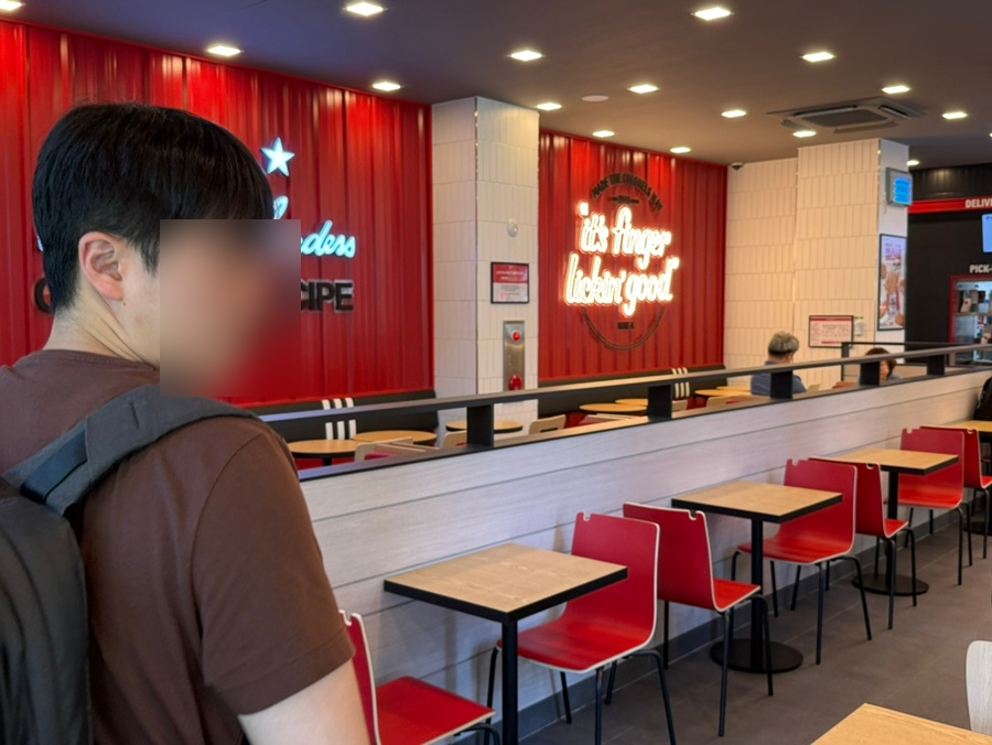 KFC 광주상무DI점 사진 6