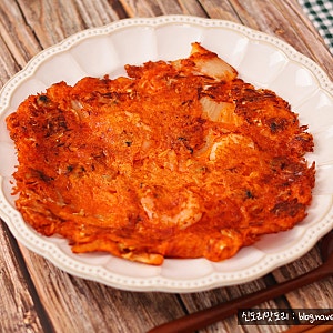 김치전 레시피 실패 없는 김치부침개 바삭하게 하는 법 해물 김치전 반죽 비법