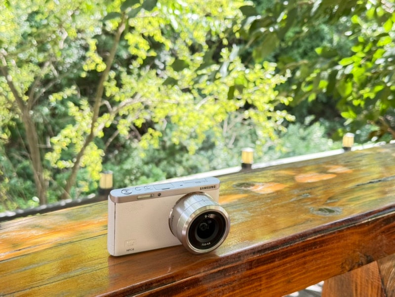 삼성 NX mini 디지털카메라로 담아본 여름 계곡 사진