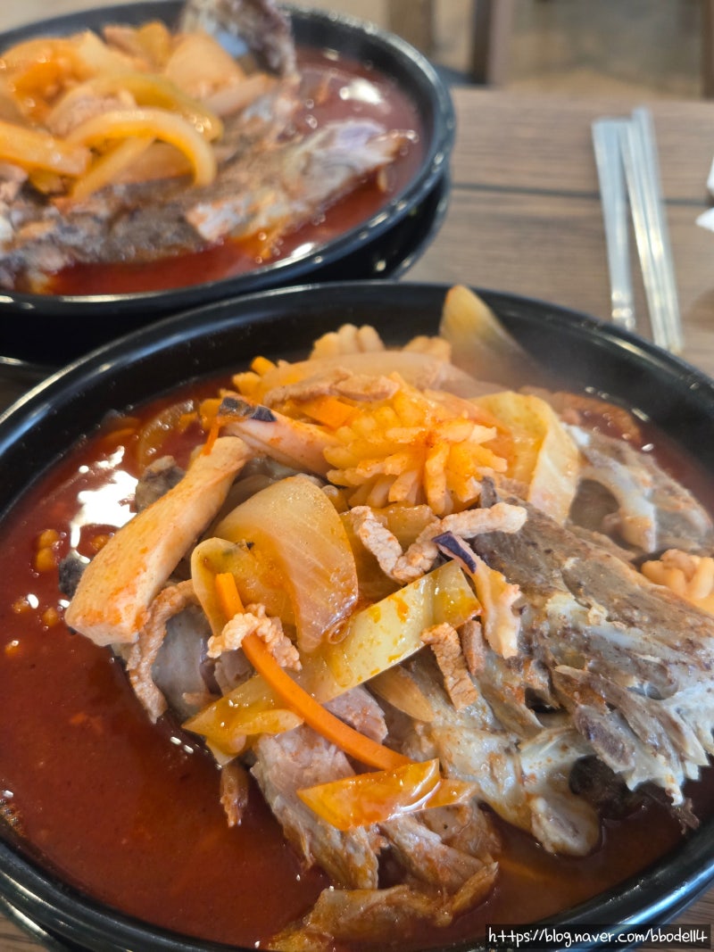 [인천 구월동 맛집 / 구월동 중식 맛집] 뼈다귀 해장국인지 짬뽕인지 헷갈리는 비주얼의 짬뽕....