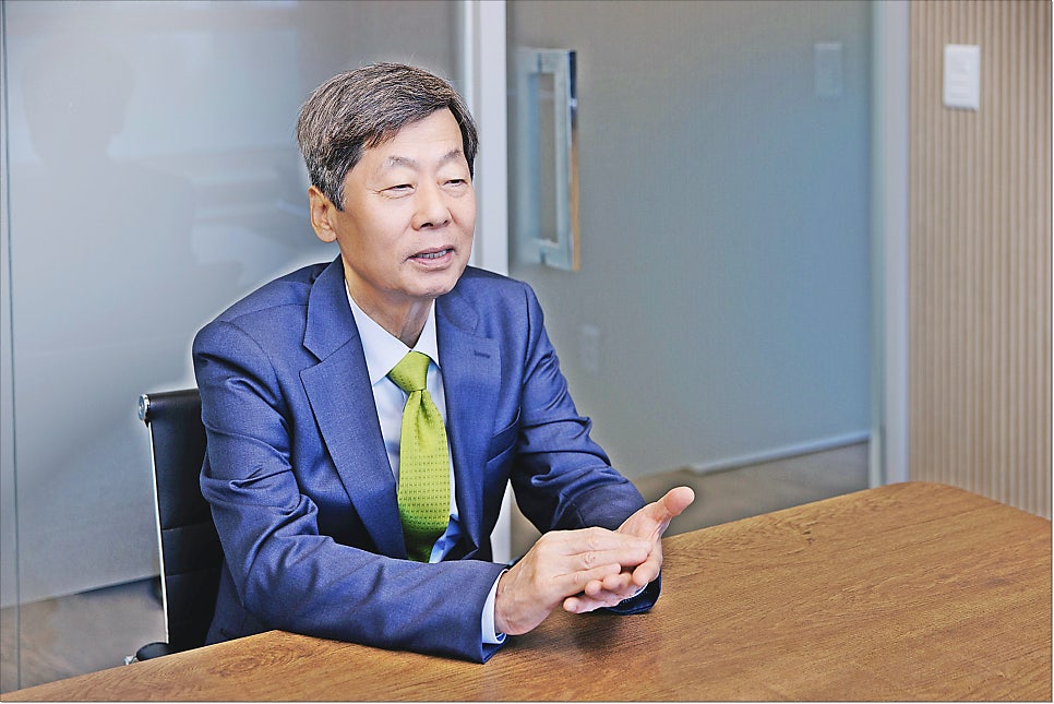 서울형사변호사 검찰기소후 대응전략 필독 관련 사진