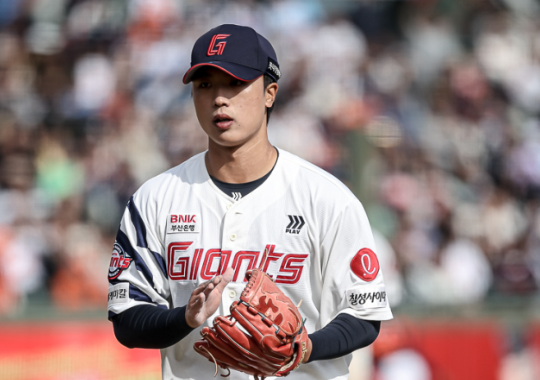 롯데 자이언츠 전반기 MVP 박정민, 신인 투수가 불펜진을 살린 비결