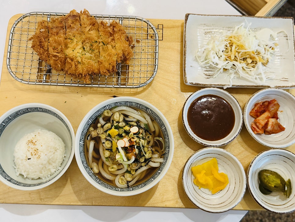 네모돼지돈까스 사진 1