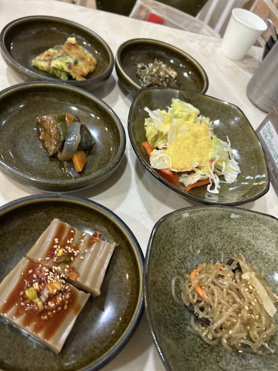 칡산에 황제보쌈&곤드레돌솥밥 옹심이칼국수 오금점 사진 6