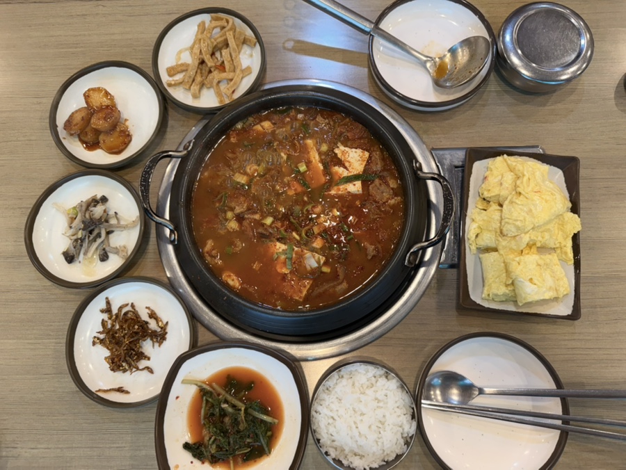 청원골묵은지김치찌개 사진 4