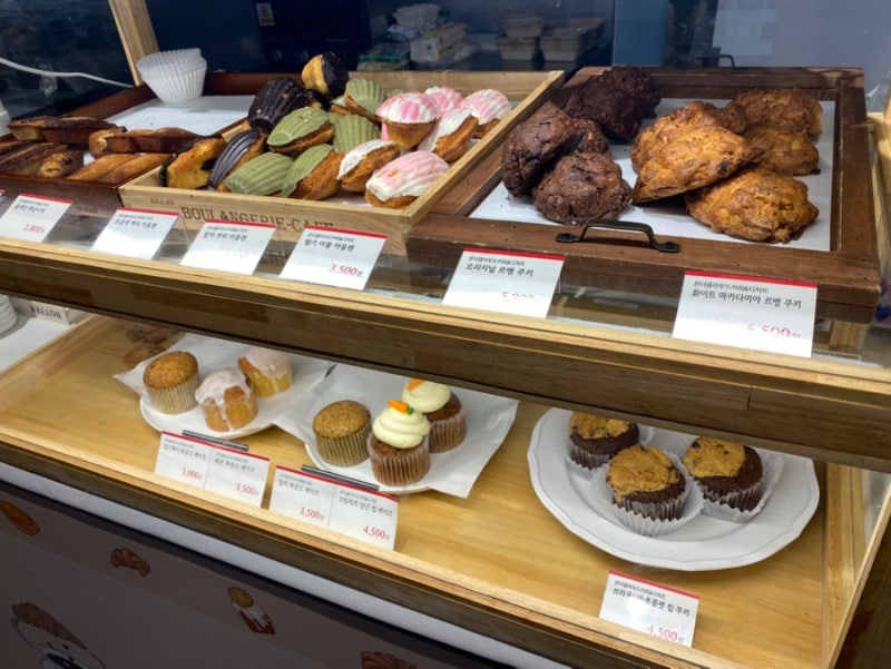 [경기/안산시] 롯데백화점 안산점 데이트 코스 추천, 쇼핑부터 맛집, 디저트, 영화까지 하루 ....