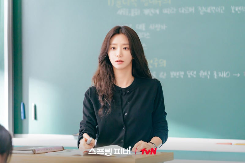 스프링 피버 등장인물 | 이주빈 X 안보현