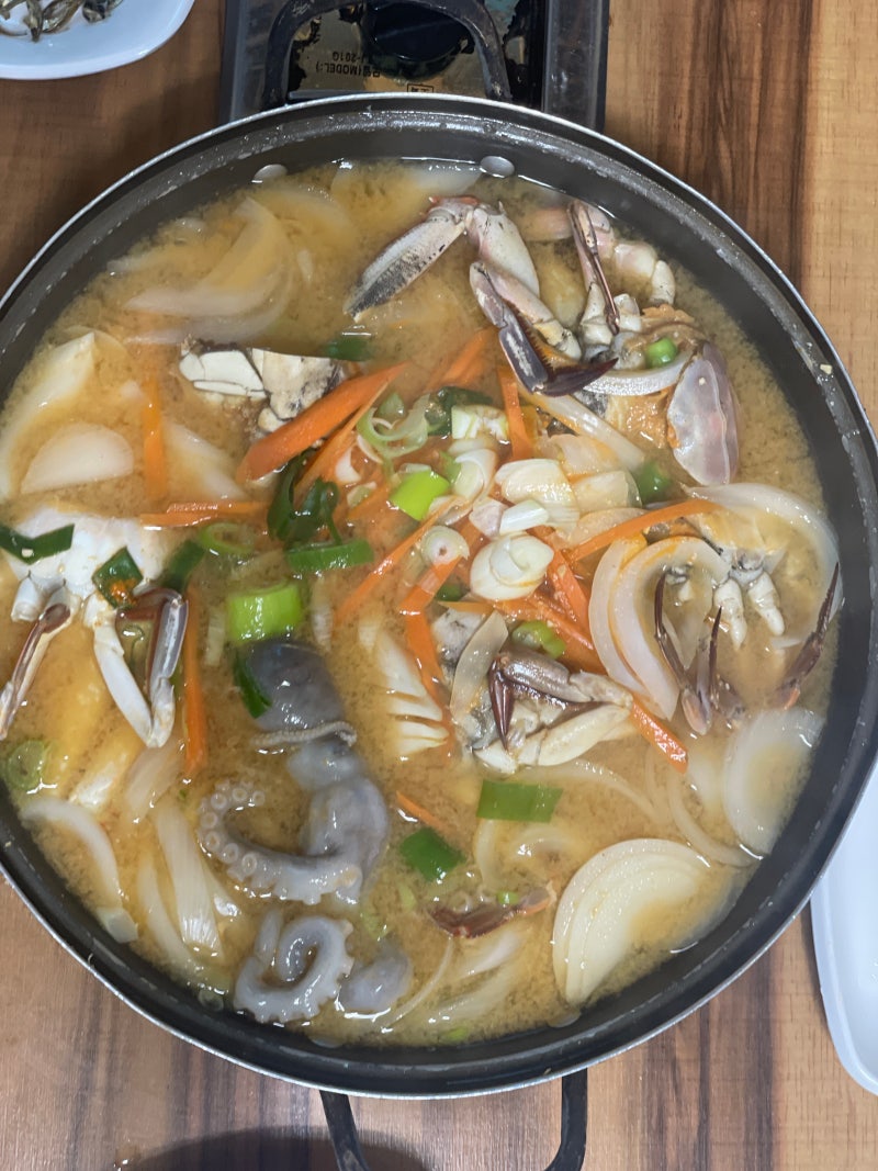 [여수 맛집] 여수 현지인 추천! 온 가족이 대만족한 '진미꽃게탕' 내돈내산 찐후기