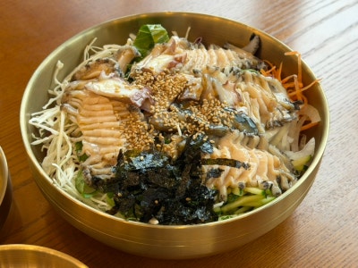 소주를 부르는 맛! 파주물회 맛집 해락에서 전복 폭탄 맞고 온 후기 (그리고 인생 바지락 비빔밥)