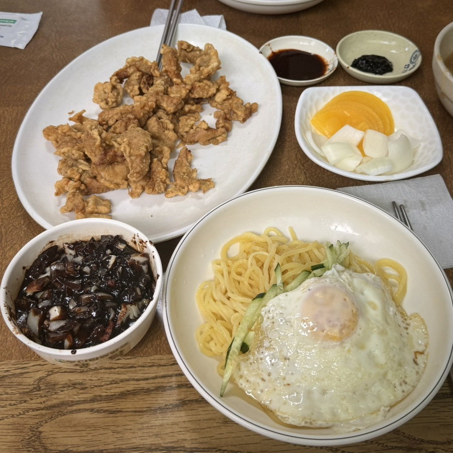 홍성방 사진 1