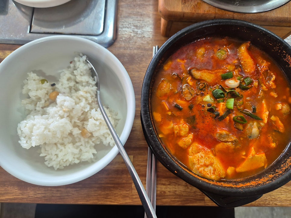 굴요리전문점 으뜸가든 사진 3