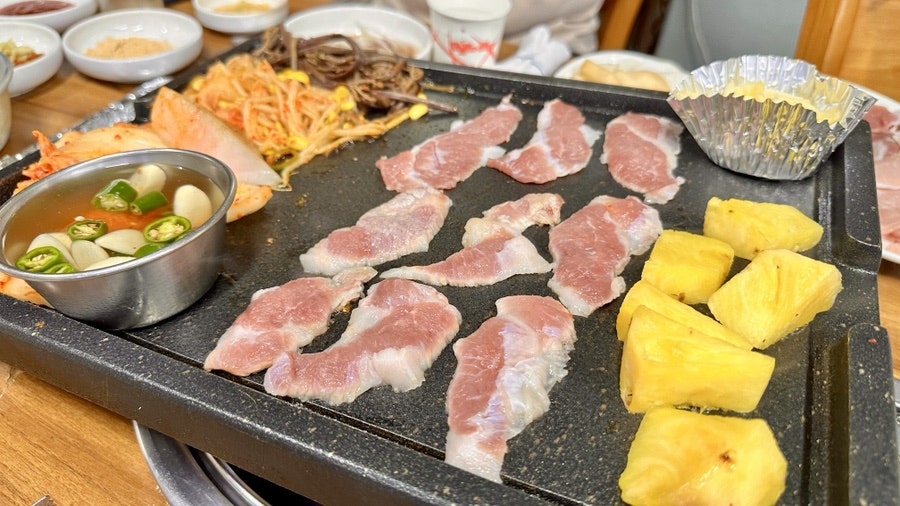 필봉산흑돼지돌구이 대전본점 사진 1