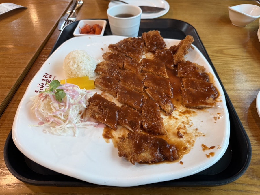 돈까스클럽 김포한강점 사진 5