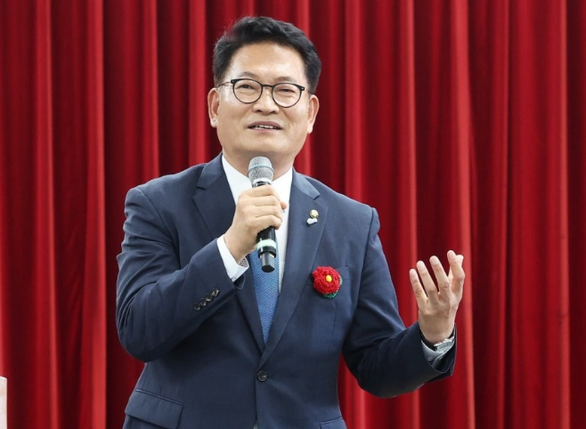 [긴급속보] <b>송영길</b> "<b>정청래</b>는 이재명 스토커 수준" <b>직격</b>…당대표... 