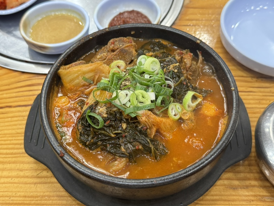 김균석청기와뼈해장국감자탕 일산본점 사진 5