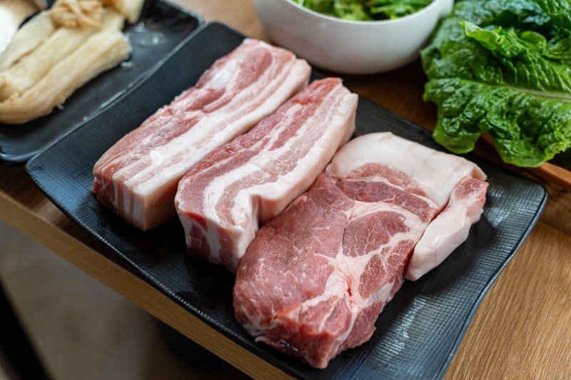 제주 아쿠아플라넷 근처 맛집, 흑돼지 고기집 찾는다면 돌담애