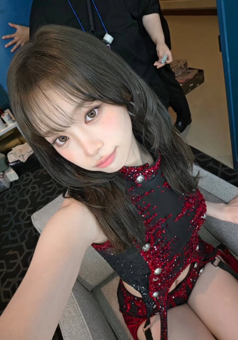 "이 정도였어?" 르세라핌 김채원, 과감한 언더붑 스타일에 팬들 '숨멎'