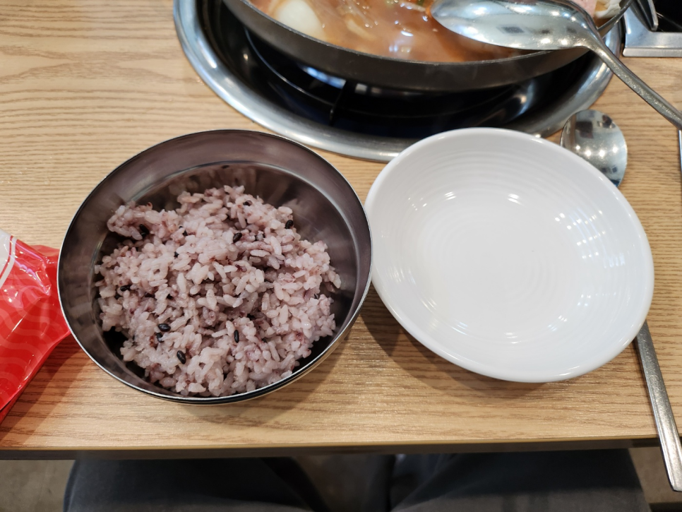 김뚜껑부대찌개 검단아라점 사진 4