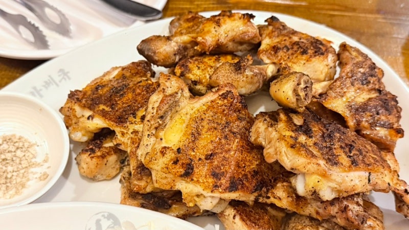 성수역 맛집 [달맞이광장바베큐 성수점] :: 뚝도농원에서 바뀐 겉바속촉 소금바베큐 내돈내....