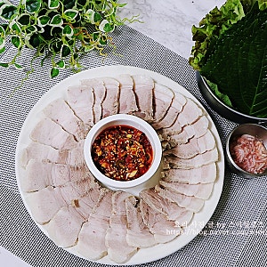 돼지고기 앞다리살 수육 삶는법 정호영 냉제육 10분 레시피